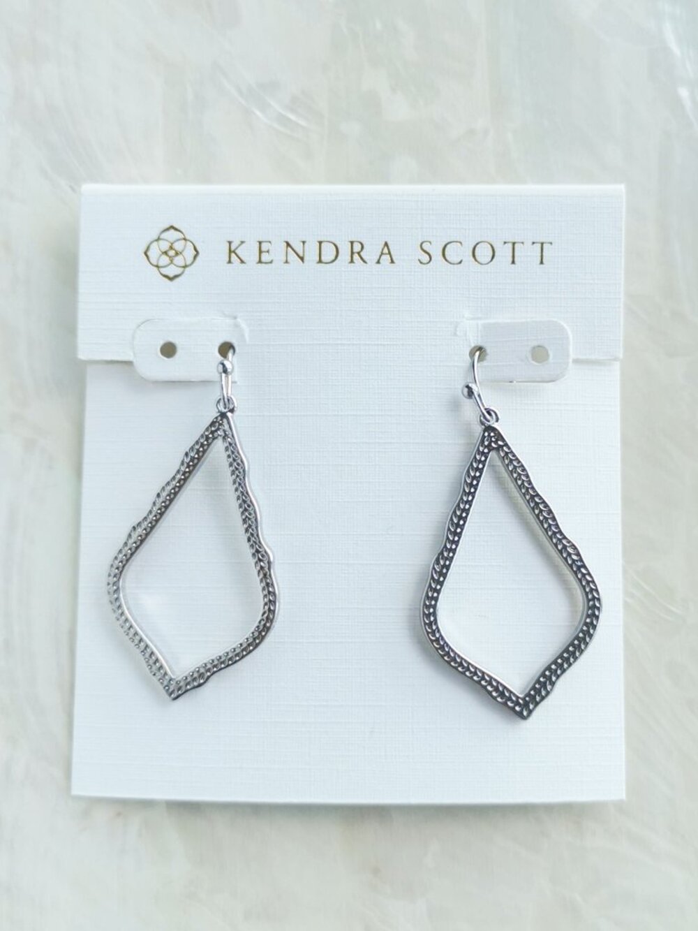 Kendra Scott • Sophia Silver Drop Earrings